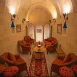 Hotel Pietra Cave