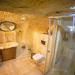فندق Pietra Cave أوروغوبْ