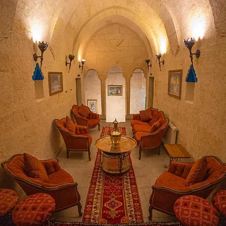 Hotel Pietra Cave
