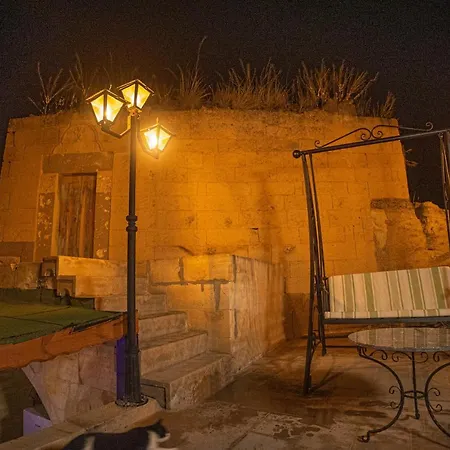 Hotel Pietra Cave